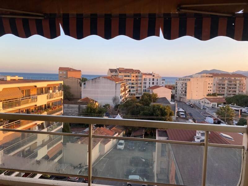 Maison à louer, 65m², CANNES
