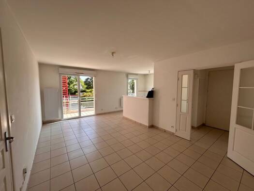 Appartement à louer 635 € 2 pièces 1 chambre 53,6 m² 1er étage La Camusière Saint-Avertin 37550