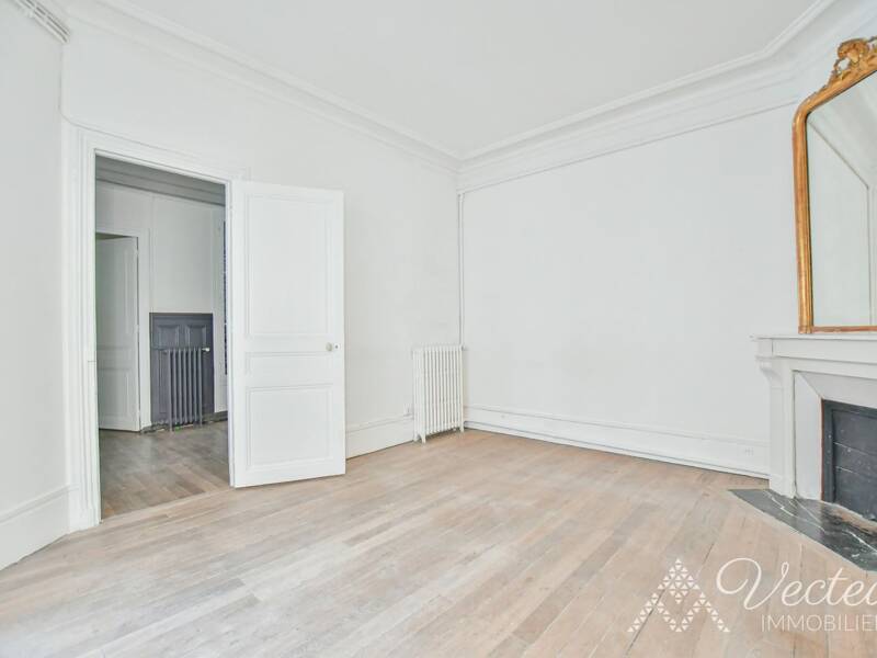 Maison à louer, 85m², PARIS 16E