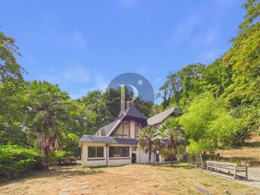Maison à vendre 1 280 000 € 7 pièces 4 chambres 220 m² 4 726 m² de terrain Vauhallan 91430