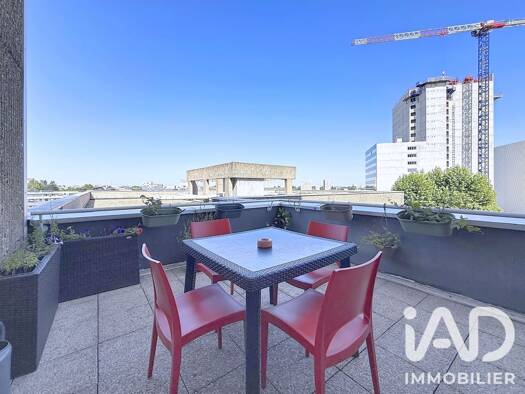 Appartement à vendre 199 900 € 3 pièces 2 chambres 70,36 m² Étage 5/7 Sud Saint-Denis 93380