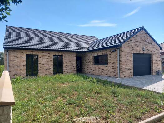 Maison à vendre 275 500 € 5 pièces 3 chambres 145 m² 557 m² de terrain Croisilles 62128
