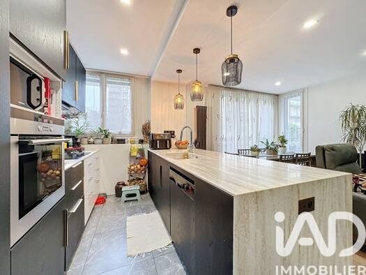 Appartement à vendre 228 500 € 4 pièces 3 chambres 81 m² RDC/9 Domaine du Chateau Chilly-Mazarin 91380