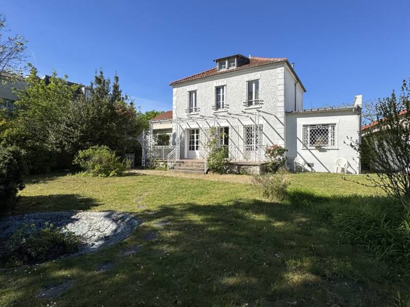 Maison à vendre, 173m², SAINT MAUR DES FOSSES
