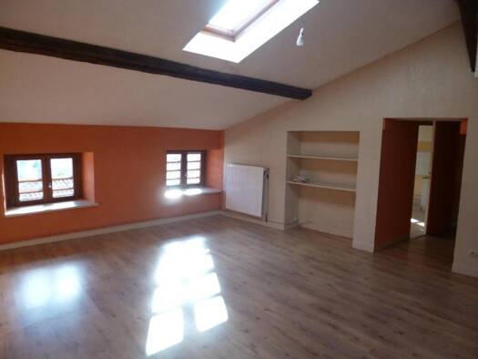Appartement à louer 660 € 4 pièces 3 chambres 77,4 m² Étage 4/4 Centre Tarare 69170