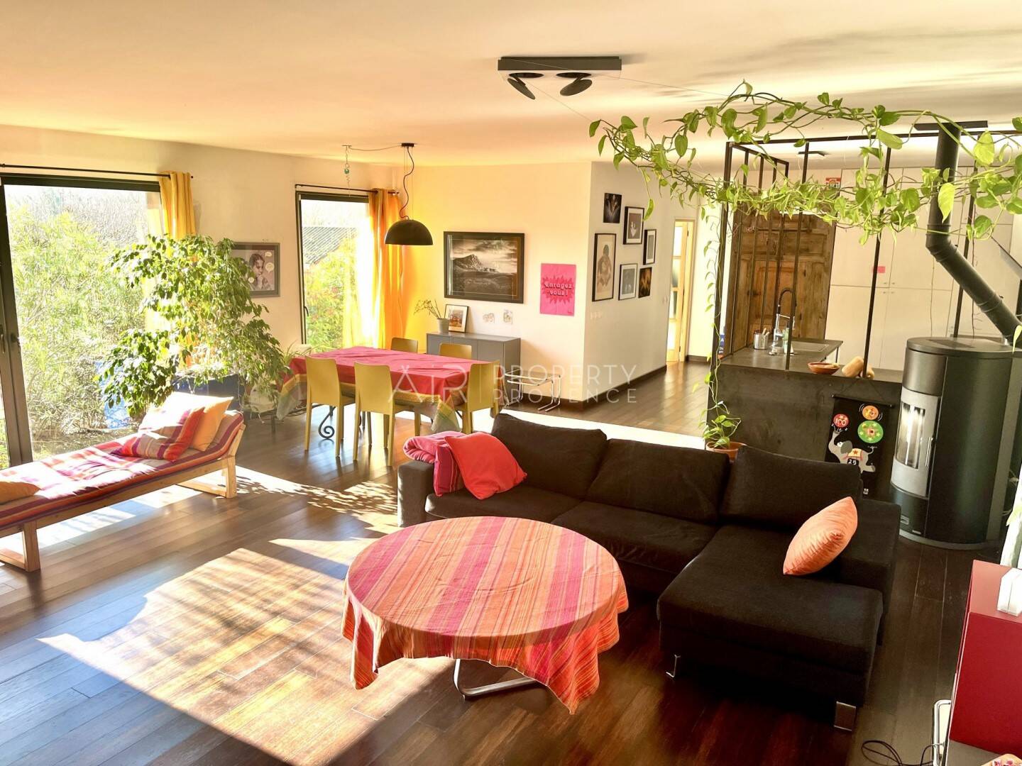 Maison à vendre, 146m², LA TOUR D'AIGUES