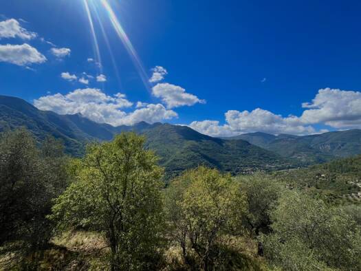 Maison à vendre 922 000 € 6 pièces 4 chambres 265 m² Sospel 06380