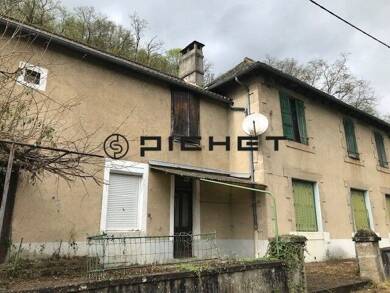 Maison à vendre 35 000 € 6 pièces 4 chambres 160 m² 461 m² de terrain Laval de Cere 46130