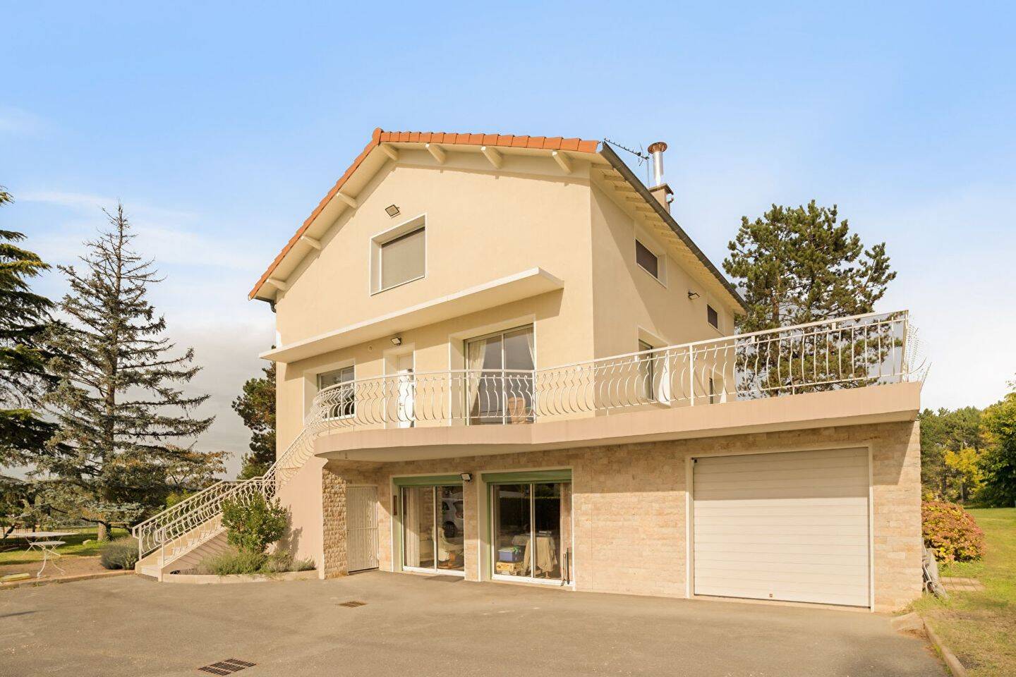 Maison à vendre, 215m², MARCILLY D'AZERGUES