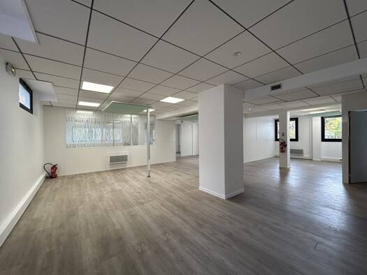 Loft à vendre - Première occupation 1 265 000 € 6 pièces 5 chambres 184,7 m² Étage 1/6 Raymond Queneau Montrouge 92120