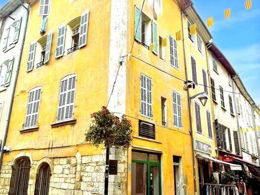 Local commercial à vendre 372 000 € Centre Ville Saint-Maximin-la-Sainte-Baume 83470