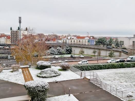 Appartement à vendre 90 338 € 1 pièce 29 m² Étage 2/8 Deniere les Romains Vichy 03200