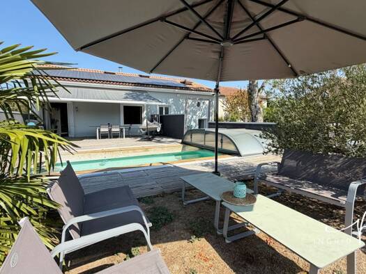 Maison à vendre 231 000 € 6 pièces 4 chambres 122 m² 1 258 m² de terrain Pompaire 79200