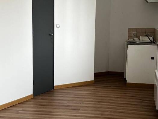 Appartement à louer 386 € 2 pièces 1 chambre 30 m² Rive Droite Aire-sur-l'Adour 40800