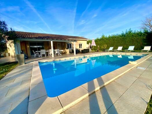 Maison de plain-pied à vendre 285 500 € 5 pièces 4 chambres 112 m² 1 605 m² de terrain Bascons 40090