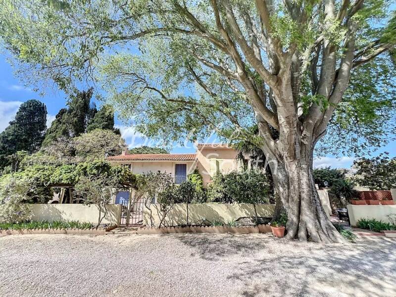 Maison à vendre, 376m², PERPIGNAN