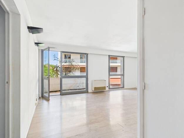 Triplex à vendre 149 000 € 3 pièces 2 chambres 73 m² Étage 2/5 Monclar Nord Avignon 84000