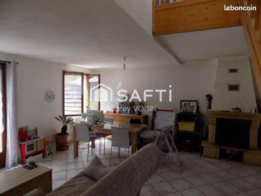 Maison jumelée à vendre 157 000 € 4 pièces 3 chambres 71 m² 432 m² de terrain Industriel Gérardmer 88400