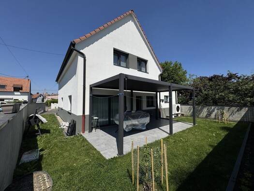 Maison à vendre 495 000 € 6 pièces 4 chambres 127 m² 380 m² de terrain Eschau 67114