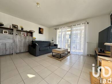 Appartement à vendre 210 000 € 4 pièces 3 chambres 86 m² Étage 3/5 Croix Blanche-Plein Ciel-Nord Est Le Mée-sur-Seine 77350