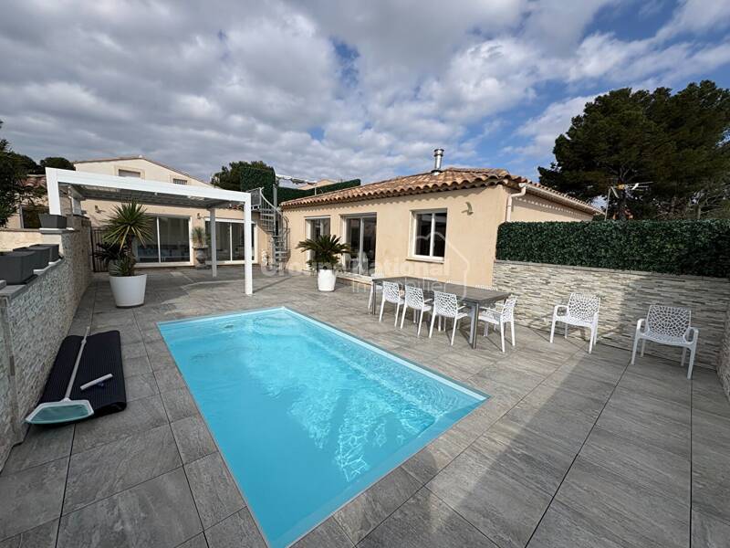 Maison à vendre, 120m², SAUSSET LES PINS
