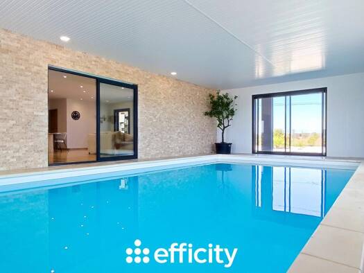 Maison de plain-pied à vendre 330 000 € 5 pièces 3 chambres 140 m² 3 206 m² de terrain Centre Ville Tournus 71700