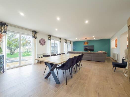 Maison à vendre 313 000 € 6 pièces 5 chambres 198 m² 620 m² de terrain Neuville-Vieux Neuville Dieppe 76370