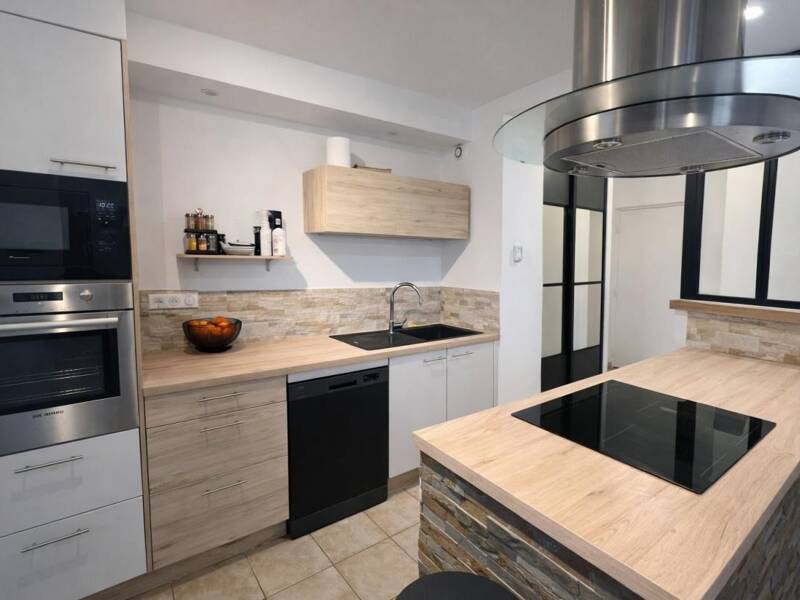 Maison à louer, 72m², SAINT CANNAT