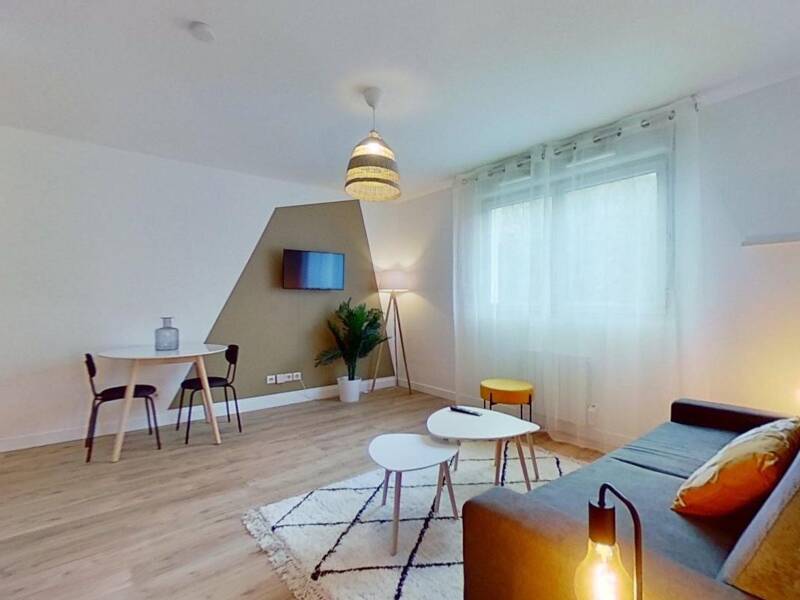 Maison à louer, 28m², CALUIRE ET CUIRE