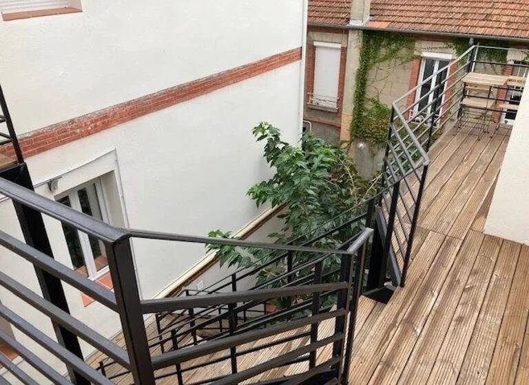 Appartement à louer 654 € 1 pièce 1<br/>chambre 26,2 m²<br/>superficie 2ème<br/>étage Côte Pavée-L Hers-La Terrasse Toulouse 31000