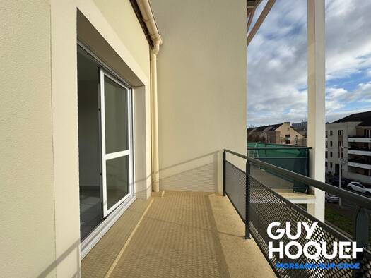 Duplex à louer 800 € 2 pièces 1 chambre 36 m² Étage 3/4 Canal Évry-Courcouronnes 91080