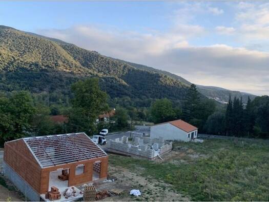 Terrain constructible à vendre 39 000 € 250 m² de terrain Arles-sur-Tech 66150