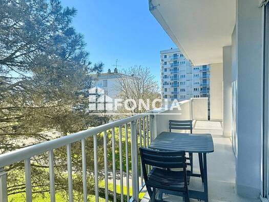 Appartement à vendre 159 000 € 4 pièces 2 chambres 75,7 m² Étage 2/3 Leclerc Cholet 49300