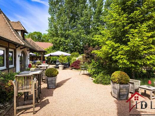 Hôtel à vendre Fonds de commerce 295 000 € 450 m² d'espace de restauration Verdun-Ciel 71350