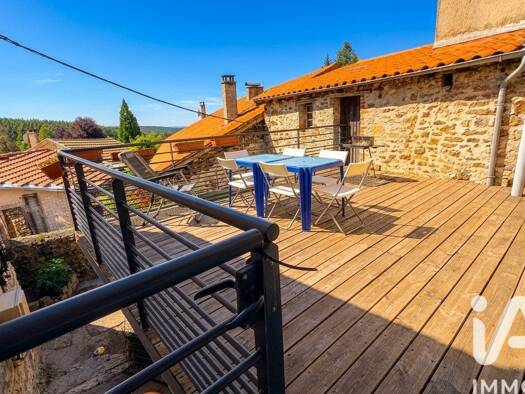 Maison à vendre 210 000 € 5 pièces 4 chambres 186 m² Le Bessat 42660