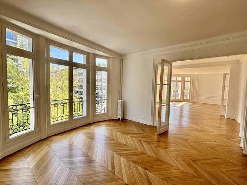 Maison à louer, 235m², PARIS 8E