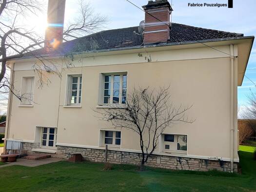 Maison à vendre 228 000 € 6 pièces 3 chambres 117 m² 733 m² de terrain Gourdon 46300