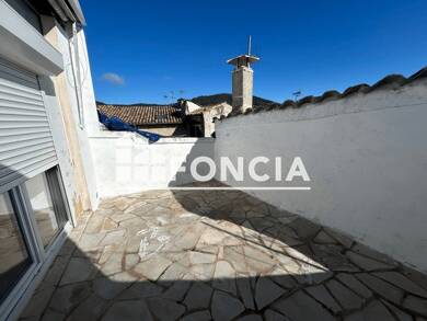 Appartement à louer 750 € 3 pièces 2 chambres 67,3 m² 2ème étage Intra Muros Manosque 04100