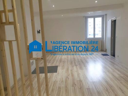 Appartement à louer 585 € 4 pièces 3 chambres 100 m² 1er étage Centre Ville-Chavanne-Hypercentre Saint-Chamond 42400
