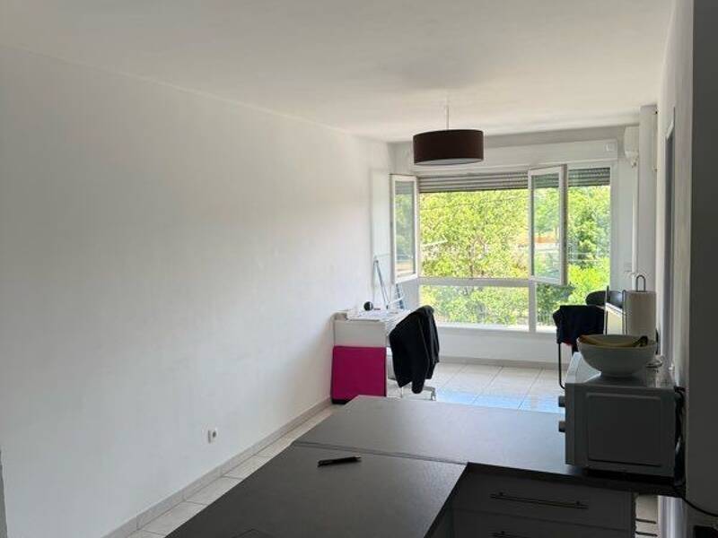 Maison à louer, 37m², MARSEILLE 8E