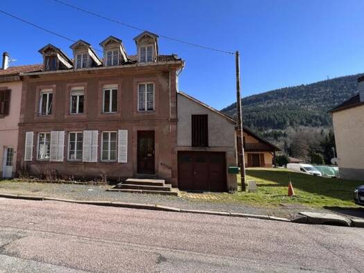 Maison à vendre 110 250 € 1 chambre 182 m² 646 m² de terrain Moussey 88210