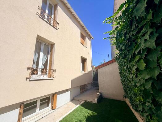 Appartement à vendre 229 000 € 3 pièces 2 chambres 64,68 m² RDC L'Union Sartrouville 78500