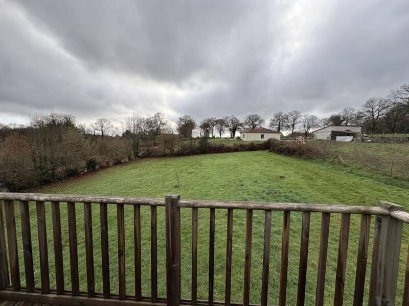 Maison à vendre, 28m², PEYRILHAC