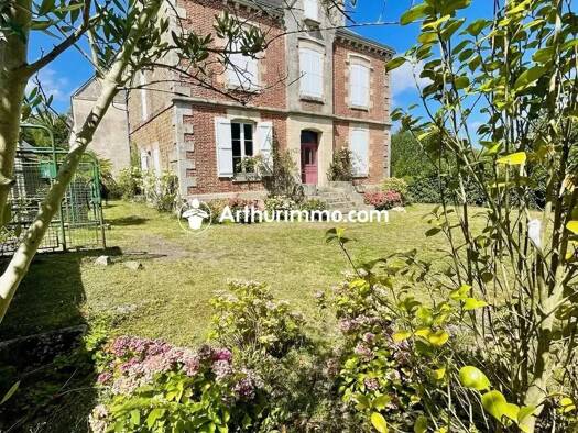 Maison à vendre 114 000 € 7 pièces 6 chambres 227 m² 1 640 m² de terrain Saint-Ellier-les-Bois 61320