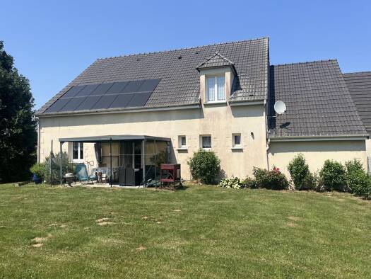 Pavillon à vendre 194 500 € 8 pièces 6 chambres 190 m² 923 m² de terrain La Capelle 02260