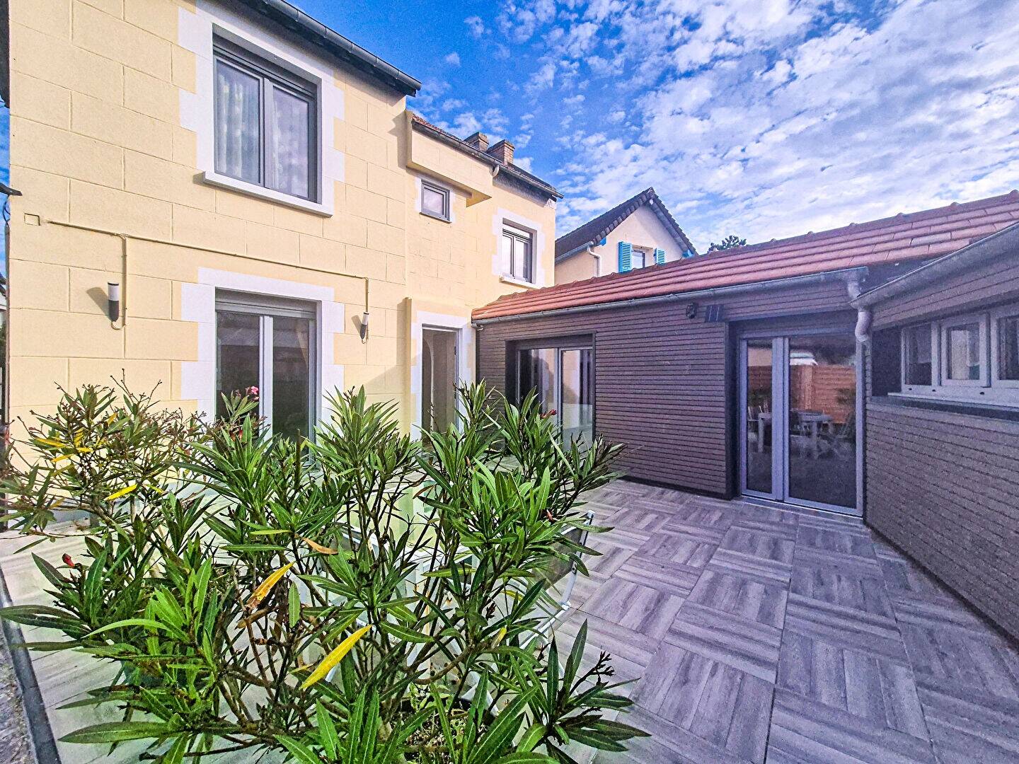 Maison à vendre, 122m², LUC SUR MER