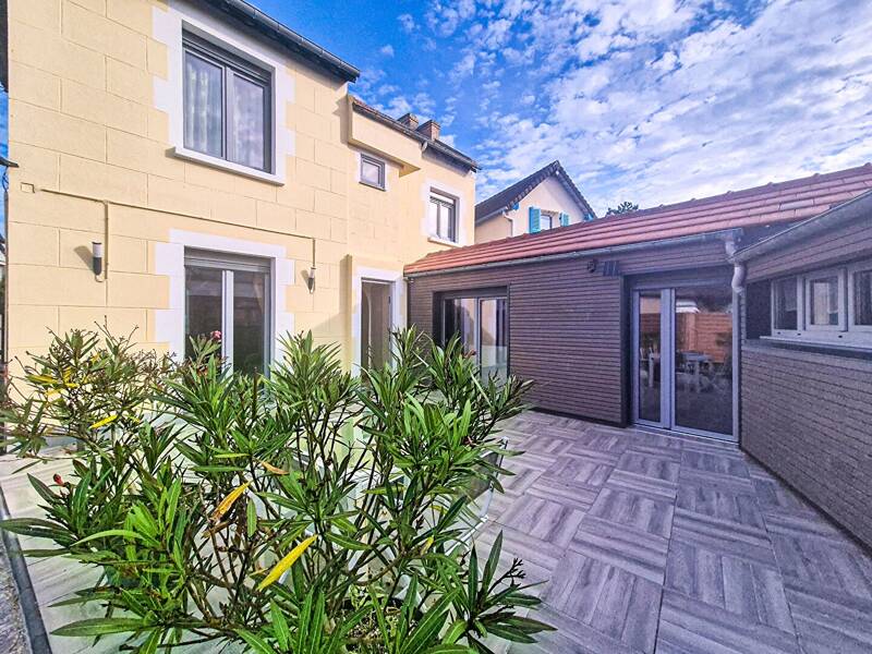 Maison à vendre, 122m², LUC SUR MER