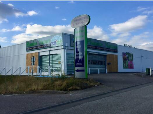Local commercial à louer 7 900 € 900 m² de surface de vente Le Sablard Limoges 87000
