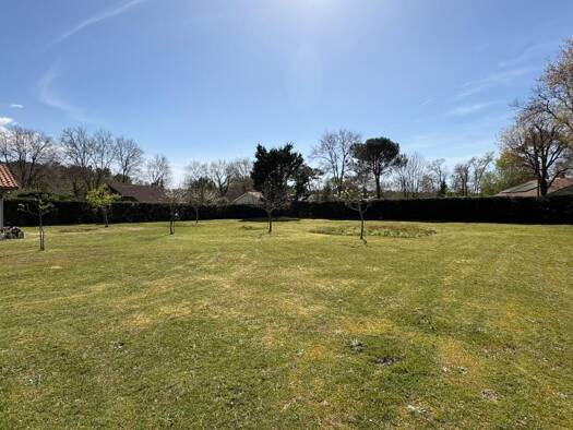 Terrain à vendre 250 000 € 1 200 m² de terrain Est Soustons 40140
