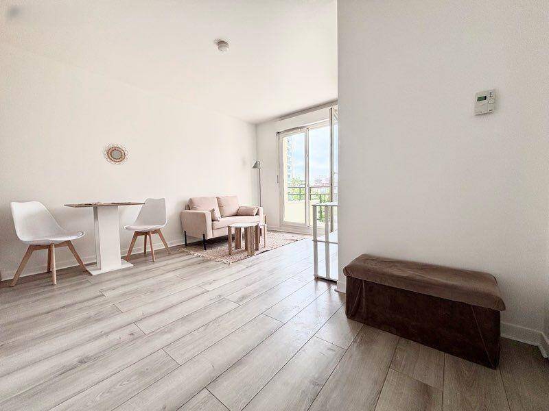 Maison à louer, 35m², COURBEVOIE